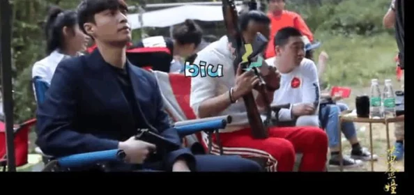 女婿有劲枪枪到底小峰，网友称赞其表现出色，剧情紧凑引人入胜，让人欲罢不能！