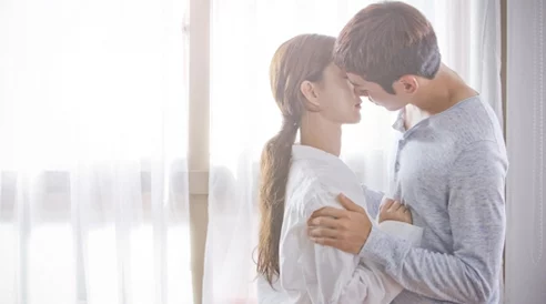 不小心看到了男生的睾丸怎么办？如何理解和处理这种尴尬情况