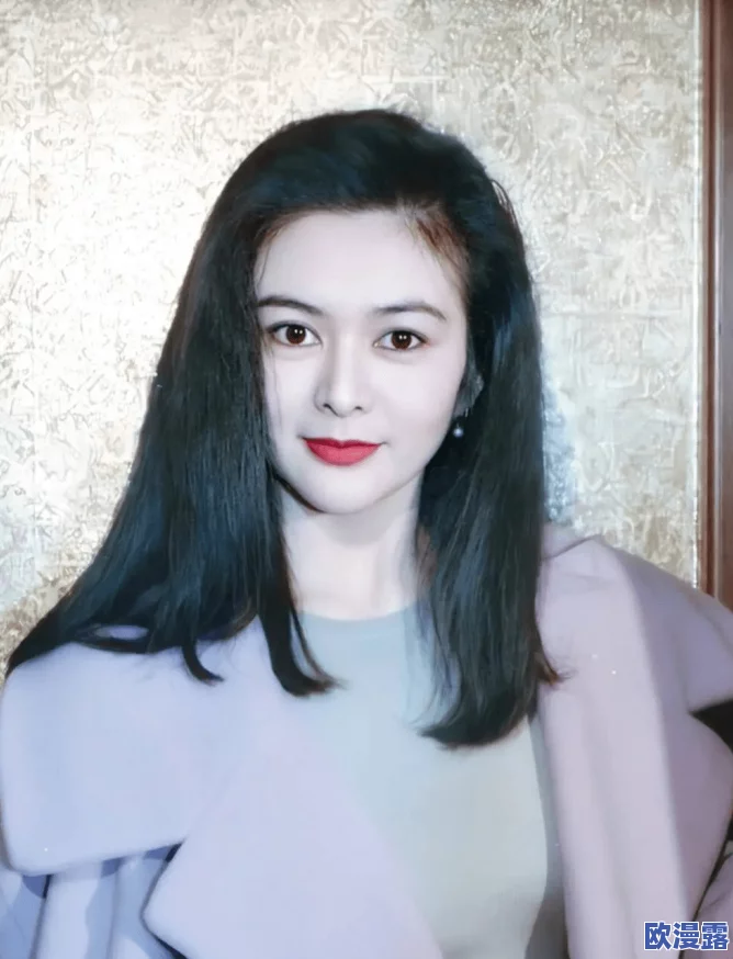 天美传媒麻豆tm0052：传闻其背后隐藏着不为人知的明星恋情，粉丝们纷纷猜测真相！