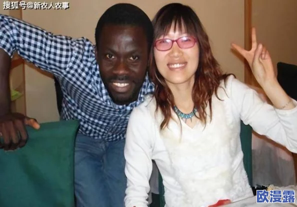 女子初尝黑人巨嗷嗷嗷叫的小说，讲述了一位女性在情感与身体探索中经历的刺激与挑战，以及她对自我认知的深刻反思