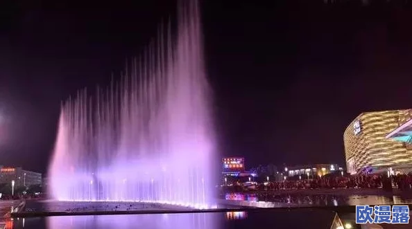 吕总喷泉洗手：在一次活动中，吕总以独特的方式展示了环保理念，通过喷泉洗手引发公众对水资源节约的关注