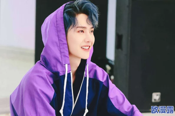 国产精品萝li近日被曝出与多位知名男星私下交往引发热议粉丝们纷纷猜测她的真实感情状况究竟如何