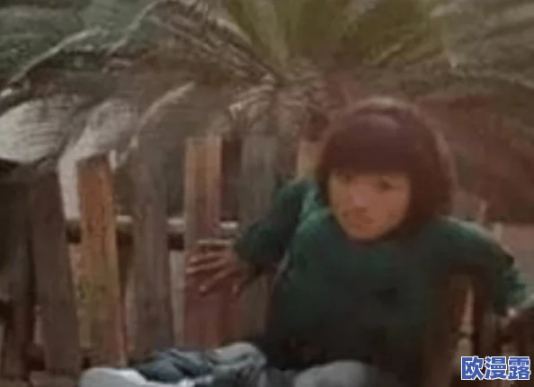 床上无遮挡生活中总会有一些烦恼和压力，但我们要学会放下负担，享受当下的美好时光，积极面对每一天